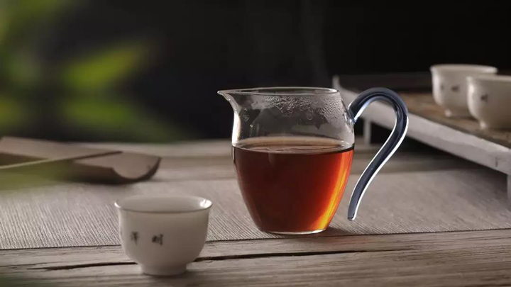 明泽茶仓熟茶茶汤