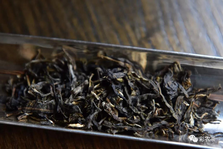 彩农茶国风普洱茶生茶条索