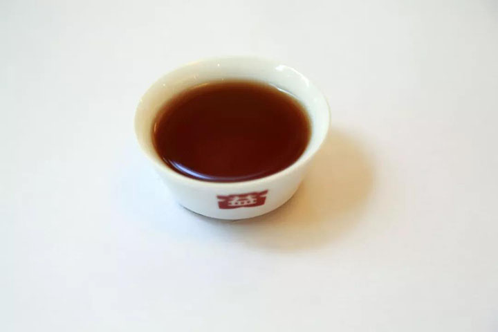 大益经典老五样1901批8592熟茶第2泡茶汤