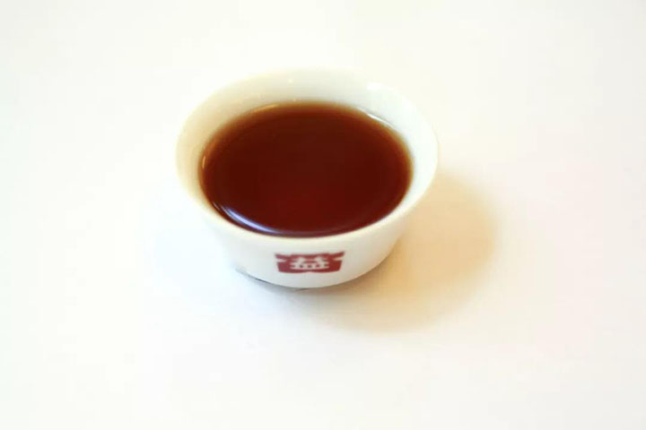 大益经典老五样1901批8592熟茶第3泡茶汤