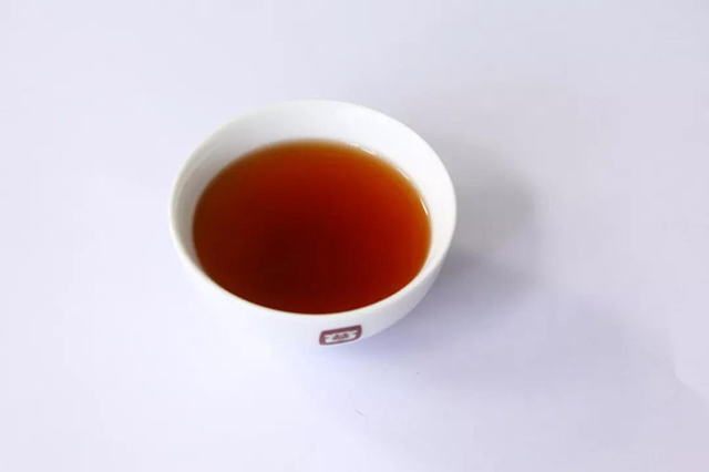 首款大益唛号熟茶7452饼茶1901批次第2泡茶汤
