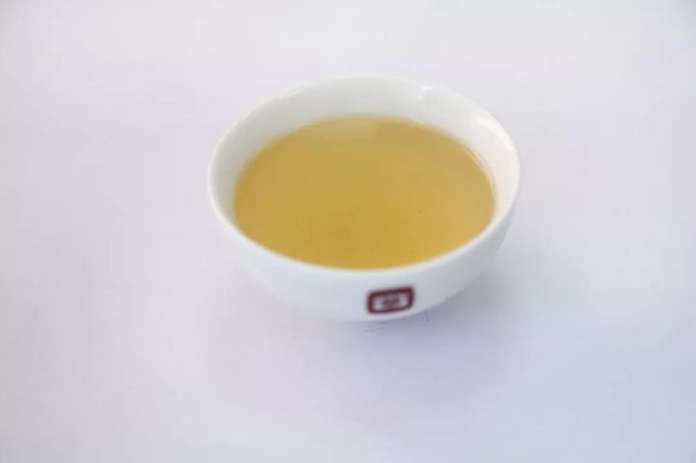 大益经典8582生茶1901批第3泡茶汤