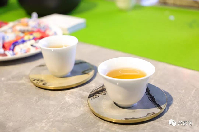 普洱茶汤图片