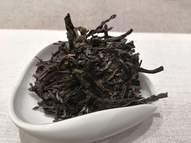 津乔普洱茶昔归忙麓普洱茶生茶