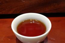 普洱茶奇葩现象之生茶比熟茶贵「刀哥说茶」