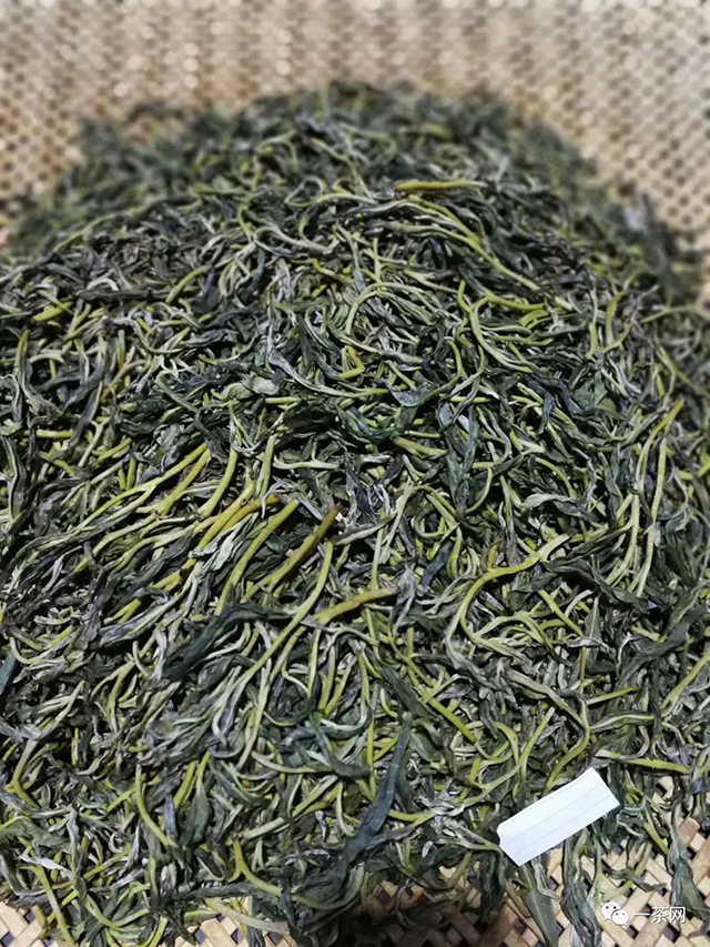 帕沙古茶山茶农二大的朋友圈