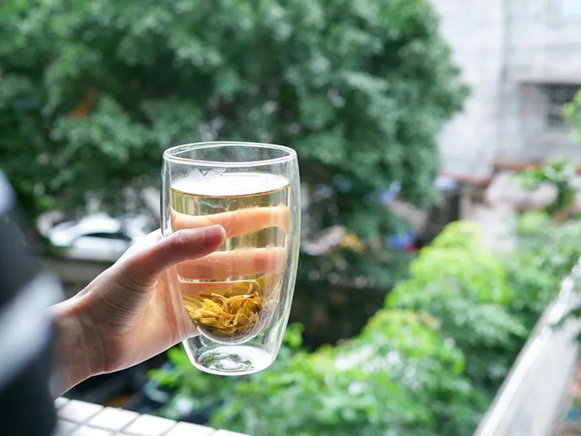 润元昌茶业盖碗泡茶