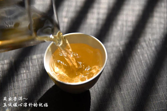 普洱茶茶汤