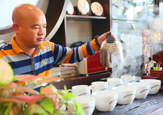 正皓茶业皓品班章普洱生茶