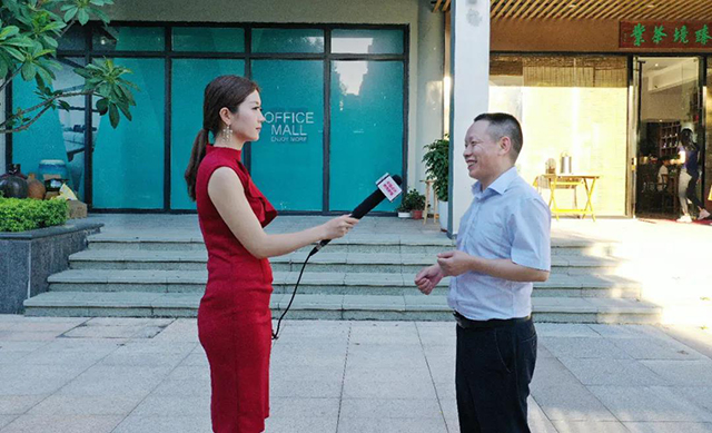 营销总监李生奎先生接受中国经济新闻联播采访
