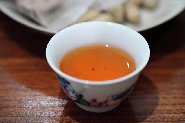 滇红茶