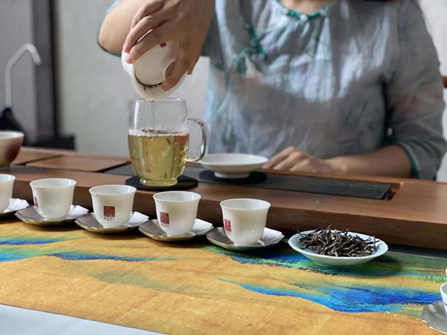 福海茶厂班章有机茶城市品鉴会