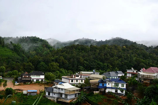 南糯山大巴拉寨