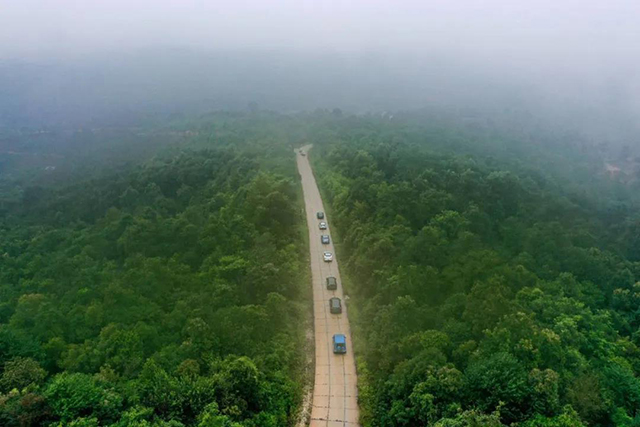 六大茶山贺开庄园