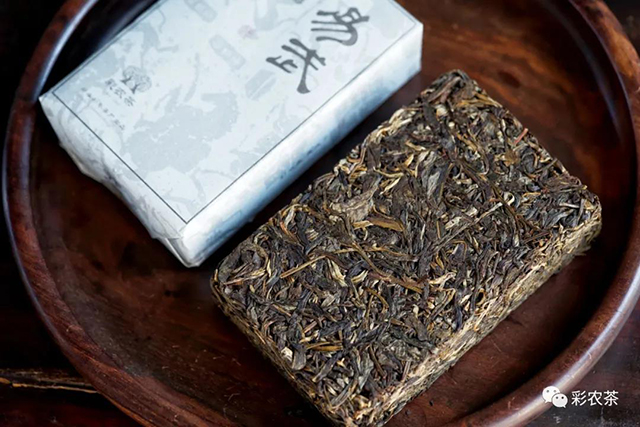 彩农茶易武茶十年醇