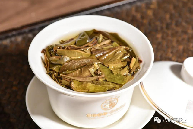 勐海茶王节茶王奖八角亭新班章