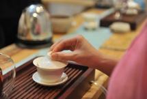 茶之迷误之四十一：通过训练茶艺师都不怕烫「一如茶香专栏」