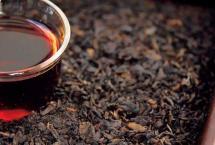 怎样喝普洱茶才能有效减肥？生茶与熟茶，谁更减肥？
