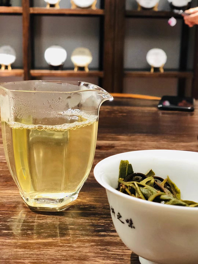 皇家贡茶曼松