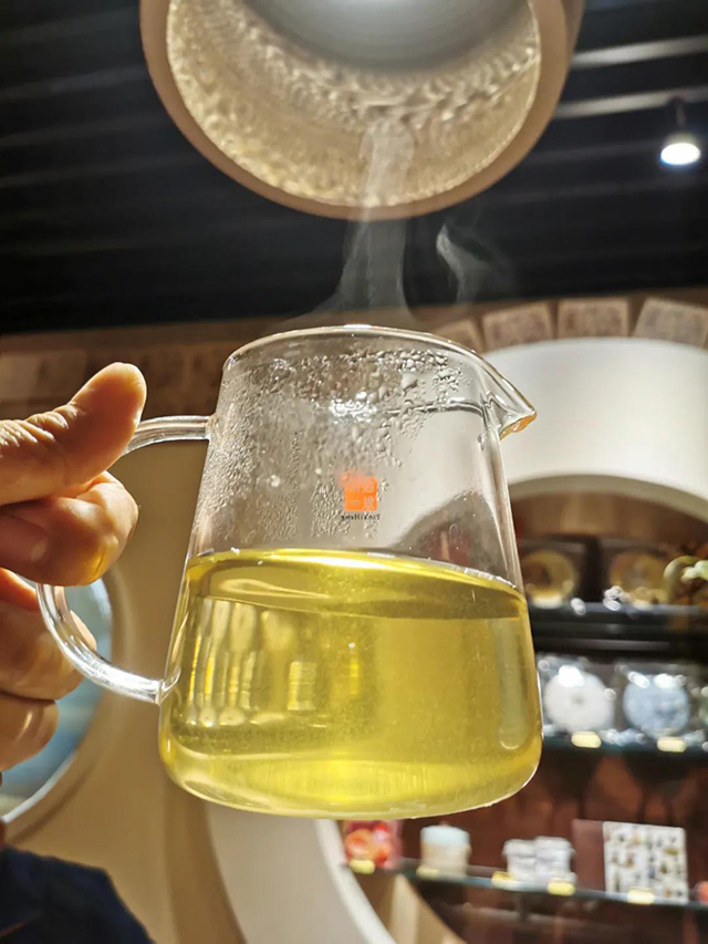 开元七子号普洱茶