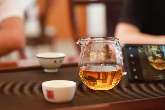 2012润元昌珍品红印印级茶