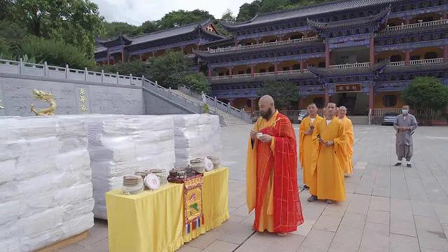 福今春心青饼普洱茶