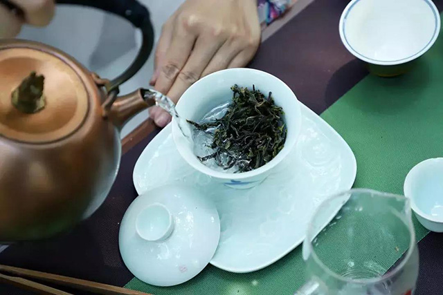 福海茶厂班章有机茶