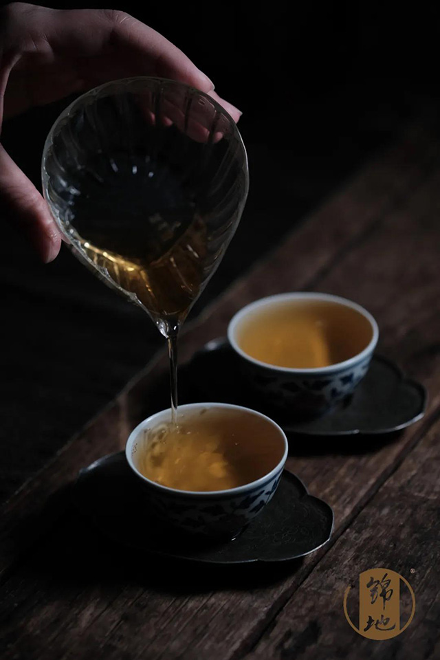 锦地普洱茶