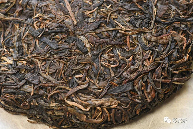 彩农茶十年醇布朗山普洱茶