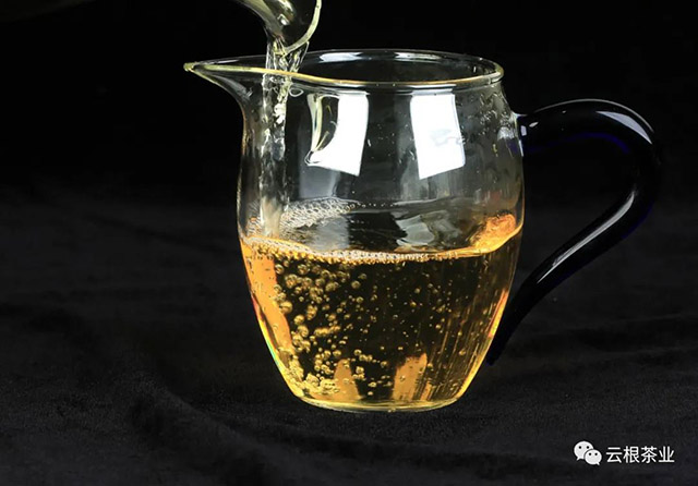 云根茶业高山赏月