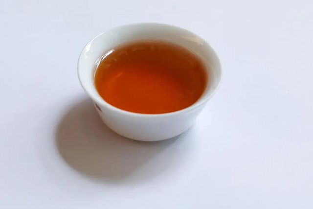 大益2101大益龙柱圆茶