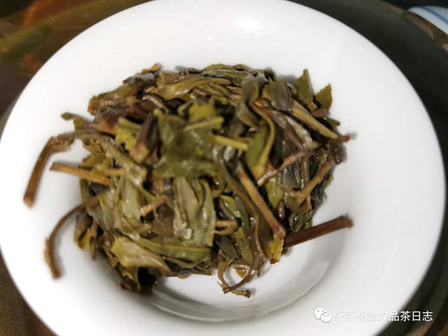圆世号票印一号普洱茶