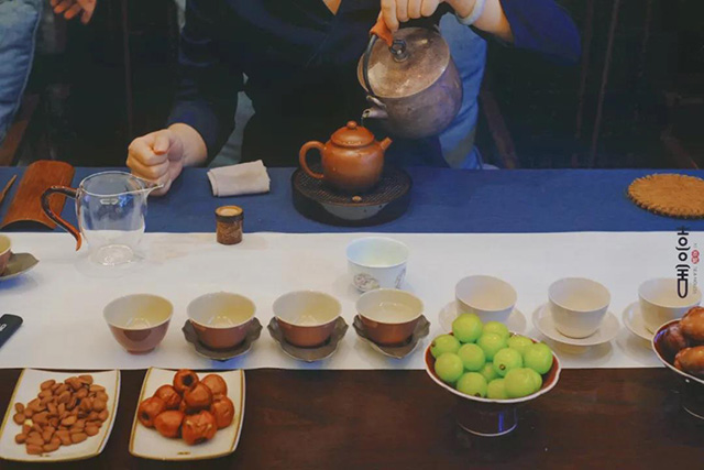 双陈中秋感恩茶会品鉴30年老茶滋味全国主题茶会