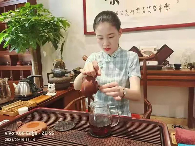 双陈中秋感恩茶会品鉴30年老茶滋味全国主题茶会