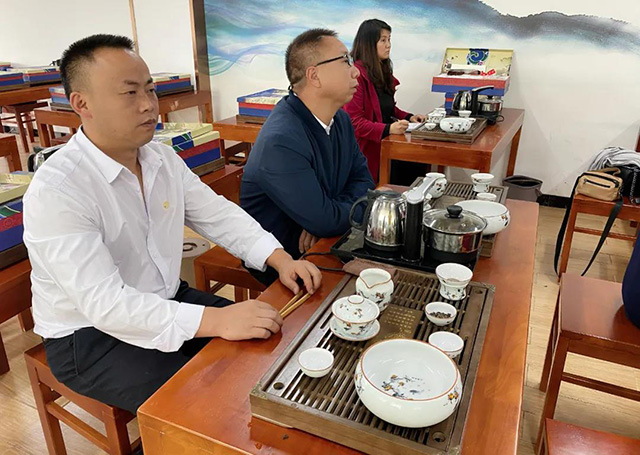 龙润茶2021年曲靖市马龙职业技术学校师生茶艺培训
