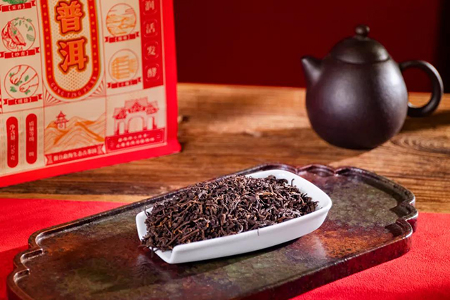 润元昌宫廷普洱熟茶