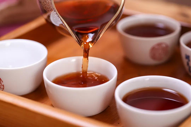 润元昌福虎临门虎饼普洱茶