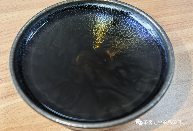 吾茶共饮98年易武大茶柱普洱茶