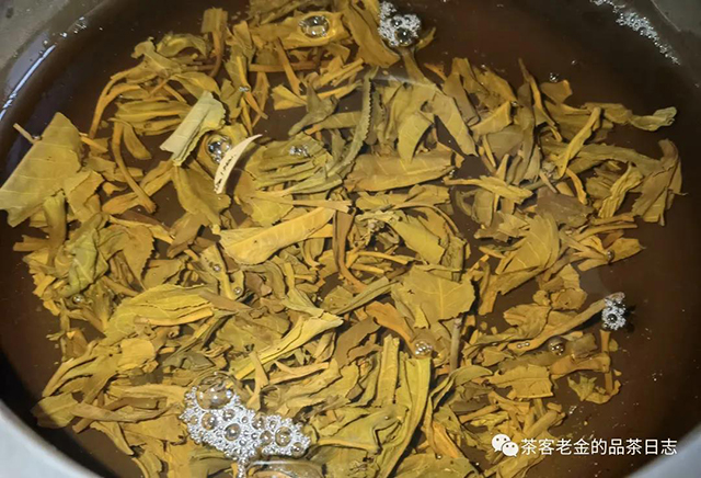 易武大拼配普洱茶