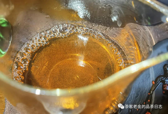 易武大拼配普洱茶