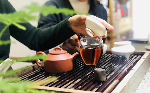 茯砖茶冲泡