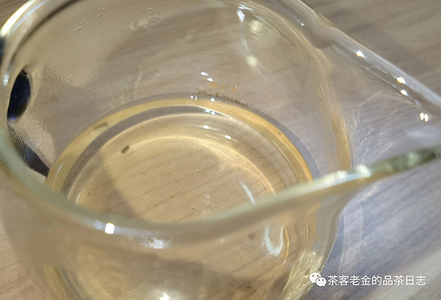 苦行茶僧2021年南糯山拔玛普洱茶