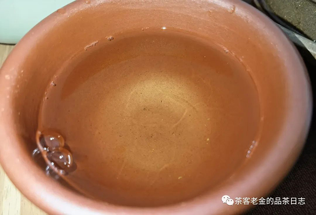 2019年困鹿山贡茶头春普洱茶