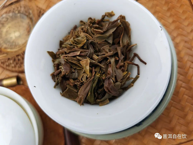 润元昌布朗峰范普洱茶