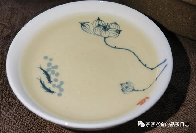 孙德忠曼松普洱茶