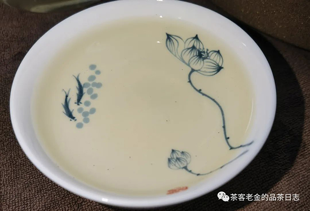 孙德忠曼松普洱茶