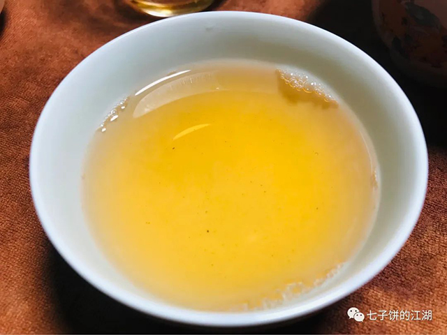 合和昌2018年布朗青饼普洱茶