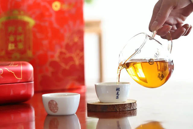 2021润元昌野生古树红茶