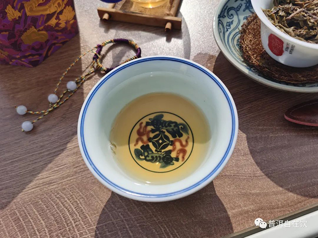 下关沱茶2022藏汉合欢普洱茶