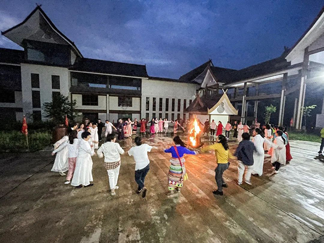 六大茶山篝火晚会